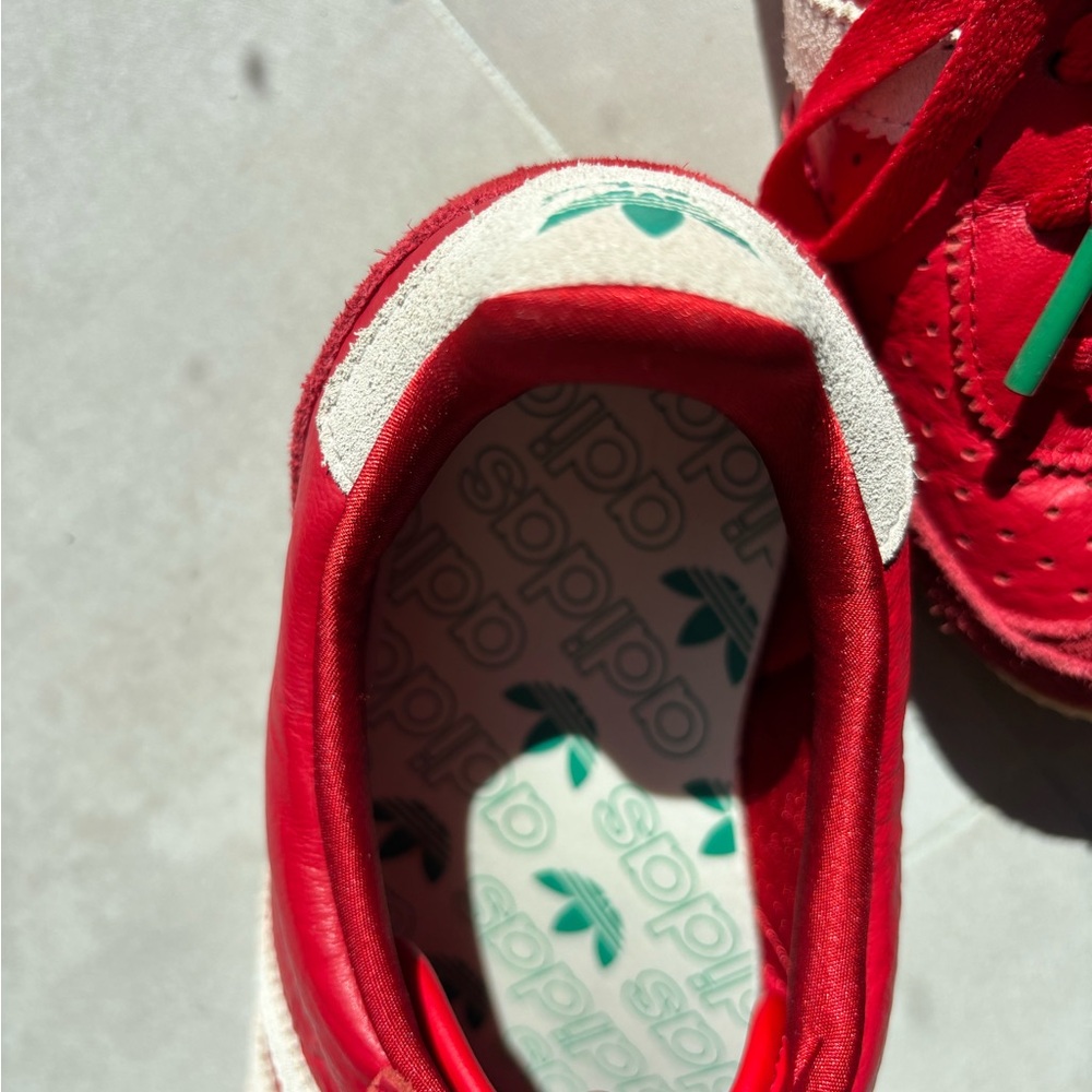 Adidas Red Trainers with Cream Accents - Picture 4 of 6